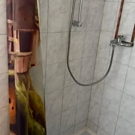Gardonyi Kishaz דירה *